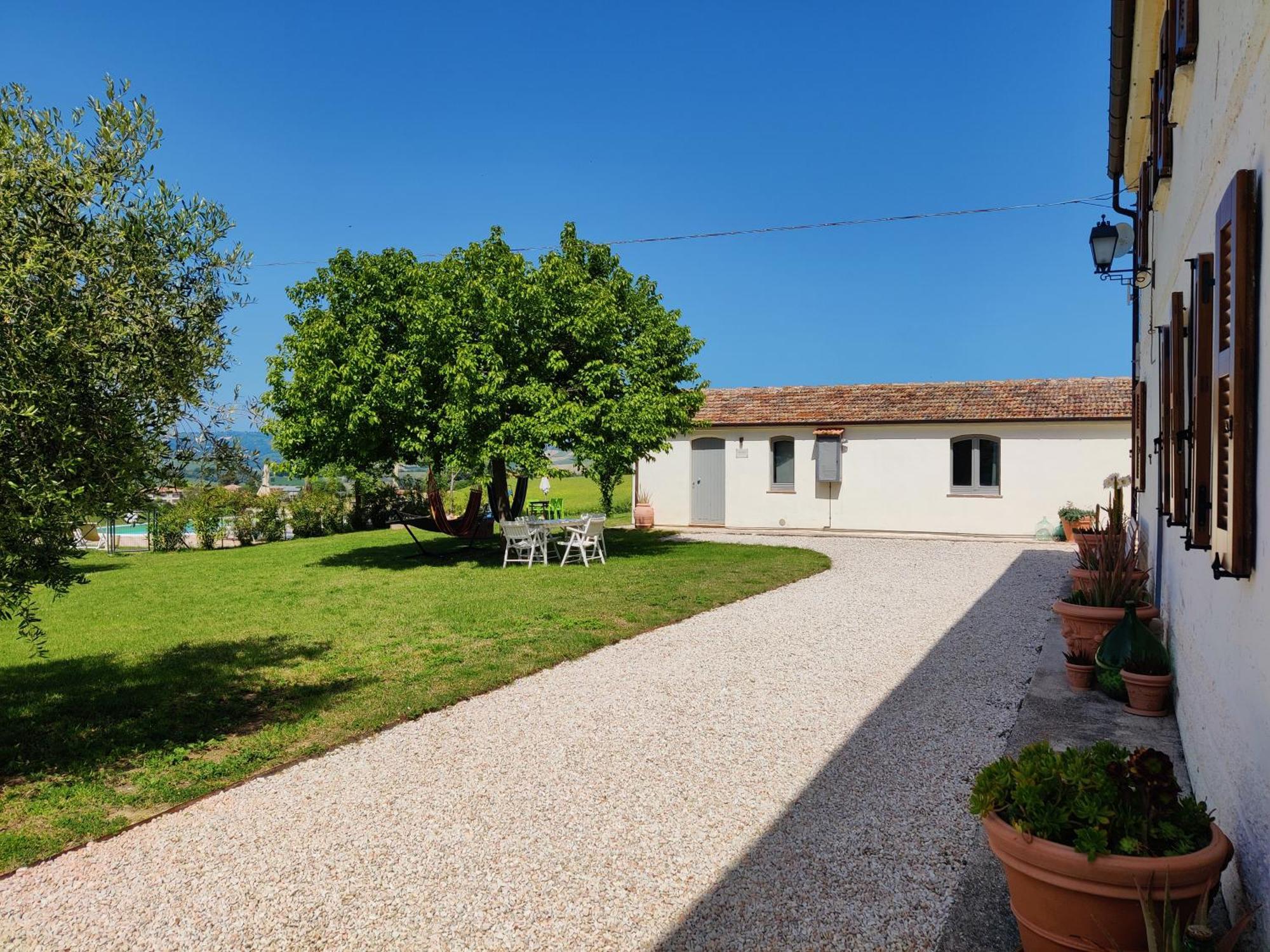 Rustico Del Bozzo Affittacamere Castelleone di Suasa Esterno foto