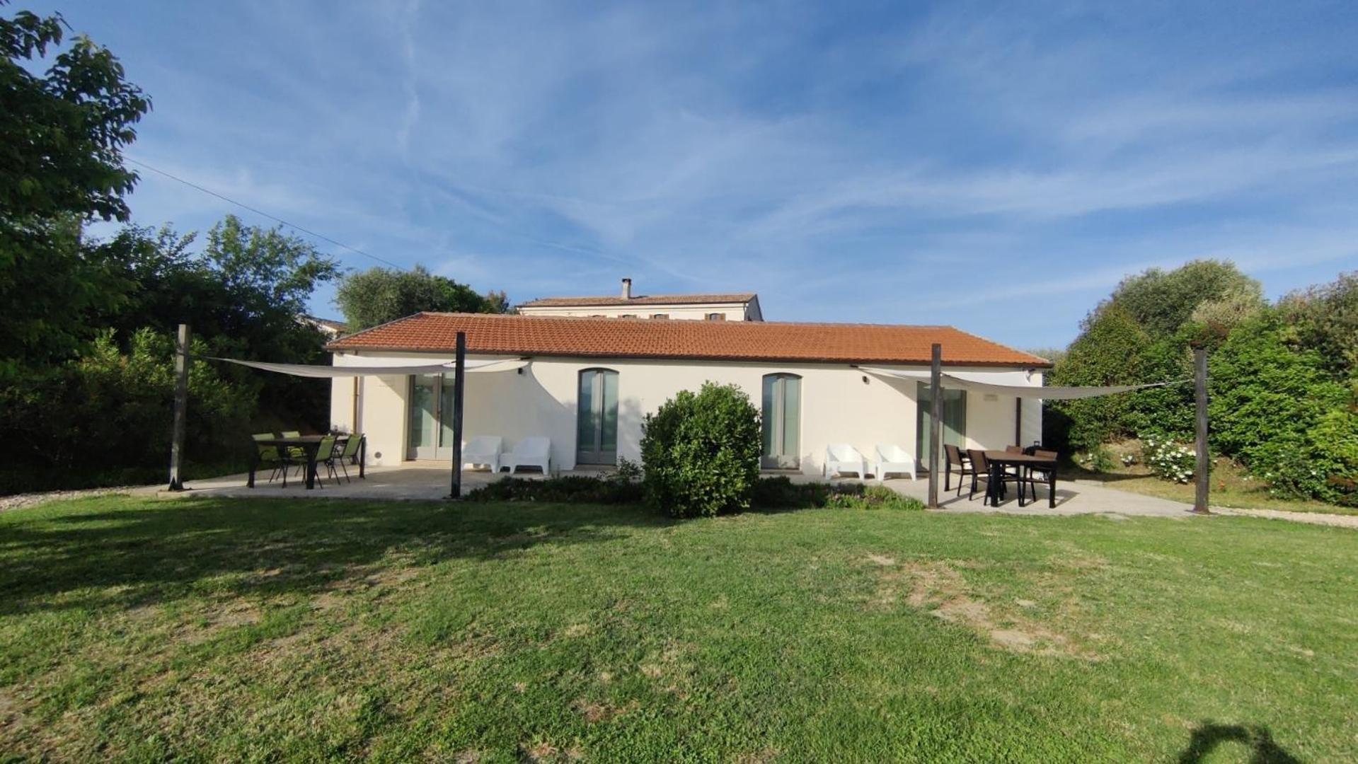 Rustico Del Bozzo Affittacamere Castelleone di Suasa Esterno foto